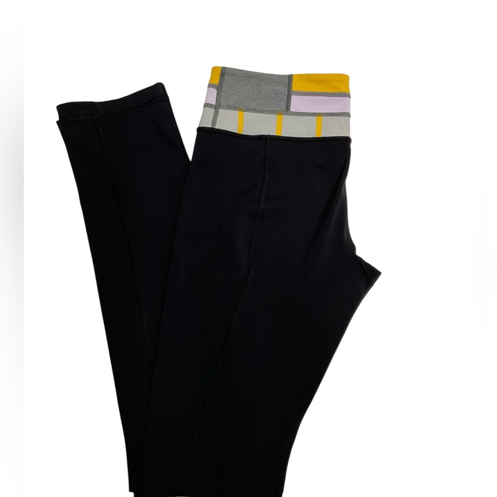 Lululemon‎  Black Yoga Leggings  Size 8 Colorblock Waistband